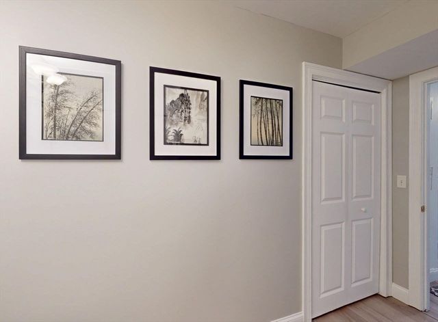 23 Greenleaves 107, Amherst, MA 01002