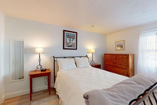 23 Greenleaves 107, Amherst, MA 01002