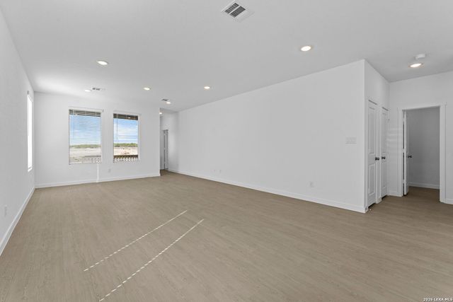 439 Kayden Ct, Marion, TX 78109