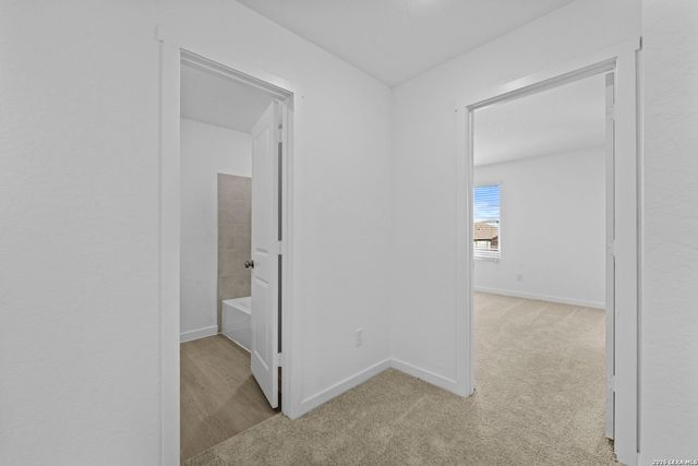 439 Kayden Ct, Marion, TX 78109