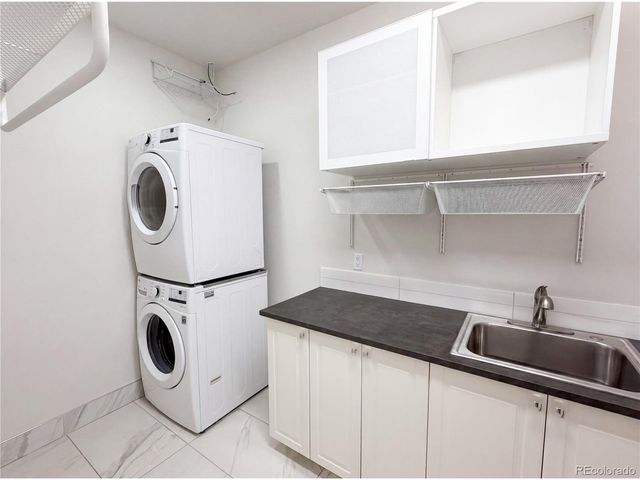 8804 S Brentwood St, Littleton, CO 80128