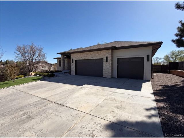 8804 S Brentwood St, Littleton, CO 80128