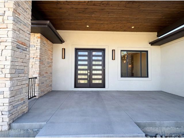 8804 S Brentwood St, Littleton, CO 80128