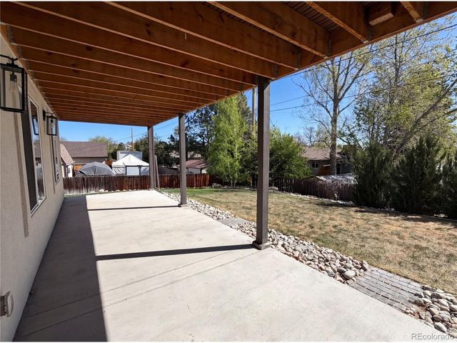 8804 S Brentwood St, Littleton, CO 80128