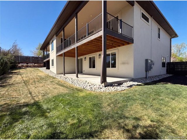 8804 S Brentwood St, Littleton, CO 80128