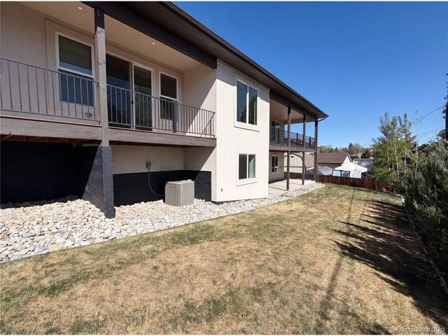 8804 S Brentwood St, Littleton, CO 80128