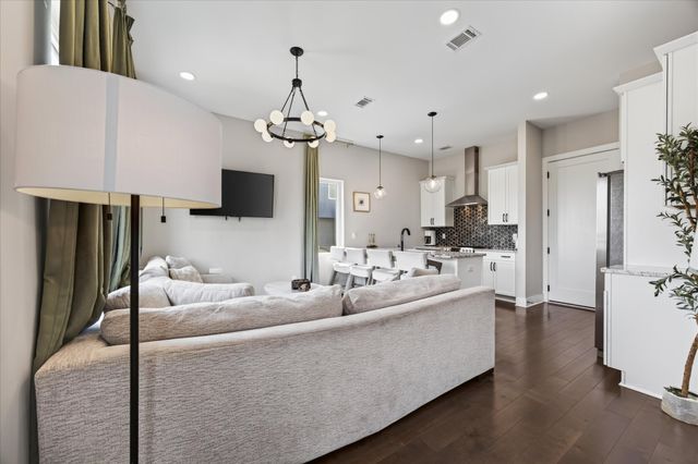 2133 Goodrich Ave, Nashville, TN 37218