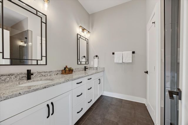 2133 Goodrich Ave, Nashville, TN 37218