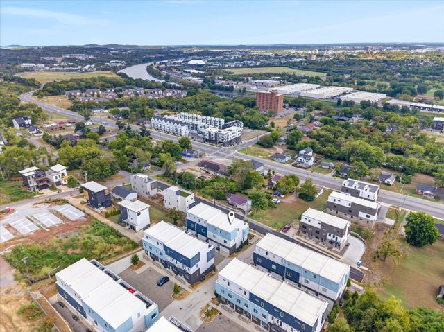 2133 Goodrich Ave, Nashville, TN 37218