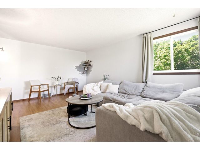 1281 E 21st Ct, Loveland, CO 80538