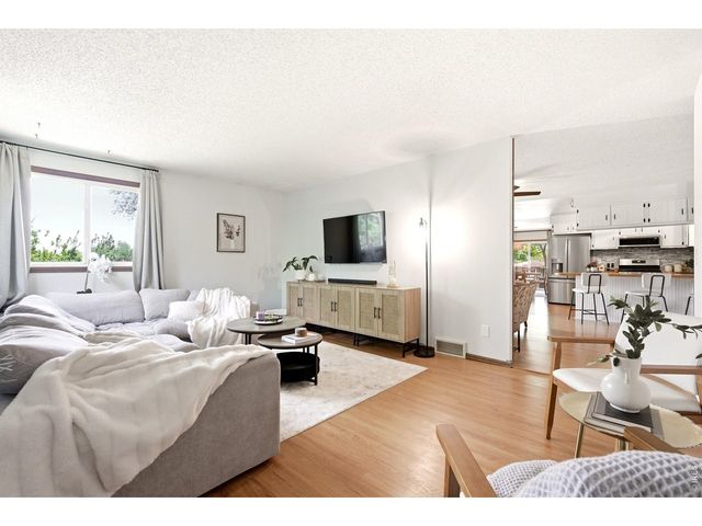 1281 E 21st Ct, Loveland, CO 80538