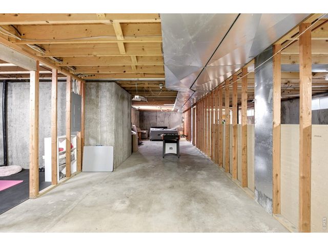 1281 E 21st Ct, Loveland, CO 80538