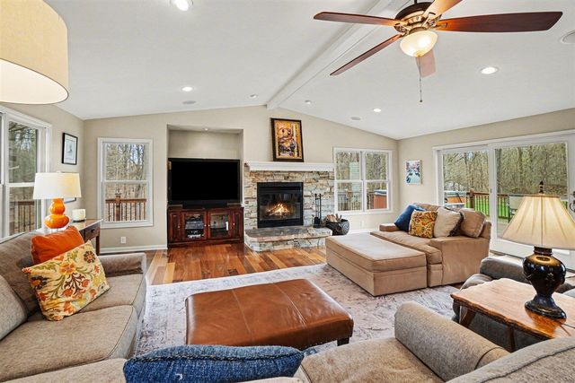 12132 Millpond Drive, Grand Rapids, MI 49534