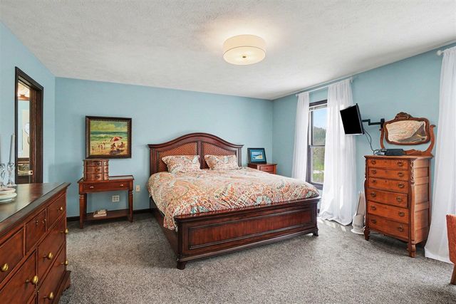 12132 Millpond Drive, Grand Rapids, MI 49534