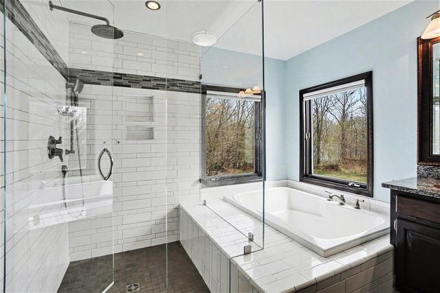 12132 Millpond Drive, Grand Rapids, MI 49534