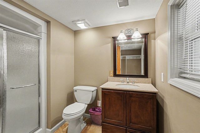 12132 Millpond Drive, Grand Rapids, MI 49534