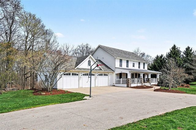 12132 Millpond Drive, Grand Rapids, MI 49534
