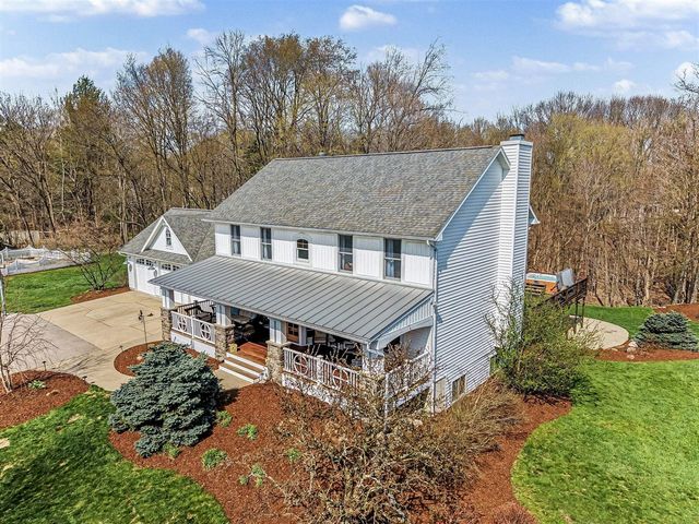 12132 Millpond Drive, Grand Rapids, MI 49534