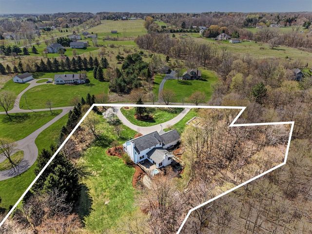 12132 Millpond Drive, Grand Rapids, MI 49534