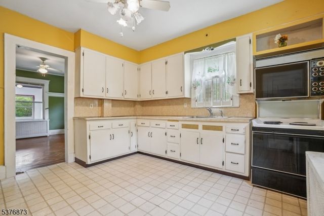 20 Saint Pauls Place, Nutley Twp., NJ 07110