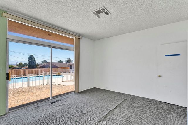 18969 Pachappa, Apple Valley, CA 92307
