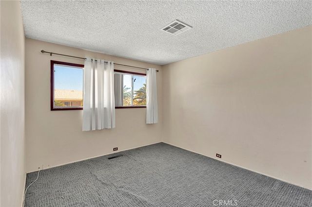 18969 Pachappa, Apple Valley, CA 92307
