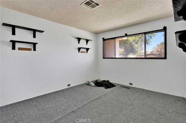 18969 Pachappa, Apple Valley, CA 92307