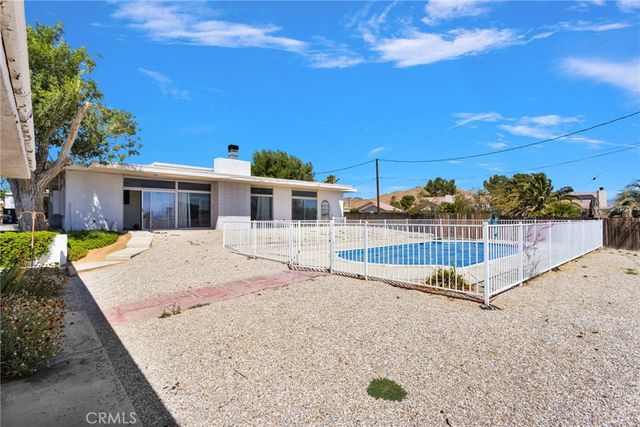 18969 Pachappa, Apple Valley, CA 92307