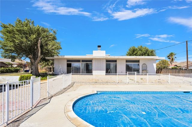 18969 Pachappa, Apple Valley, CA 92307
