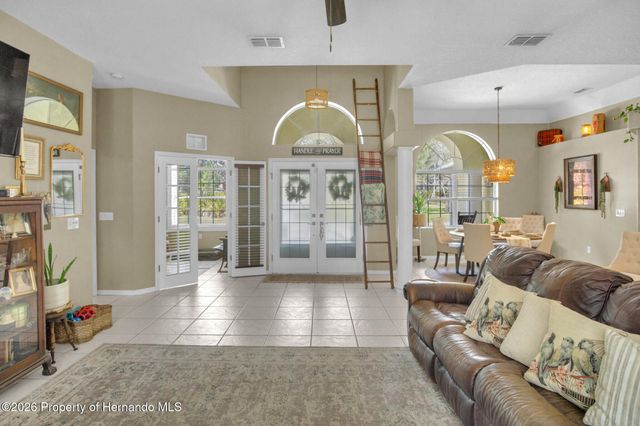 11092 Mirage Avenue, Spring Hill, FL 34613