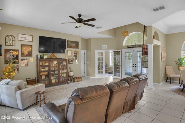 11092 Mirage Avenue, Spring Hill, FL 34613