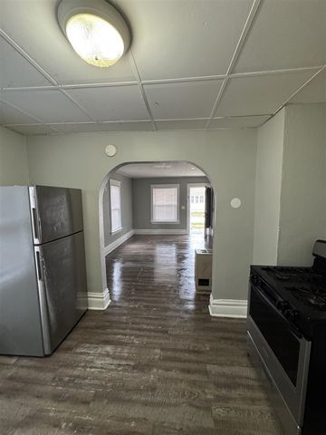 855 Turner Avenue, Muskegon, MI 49442