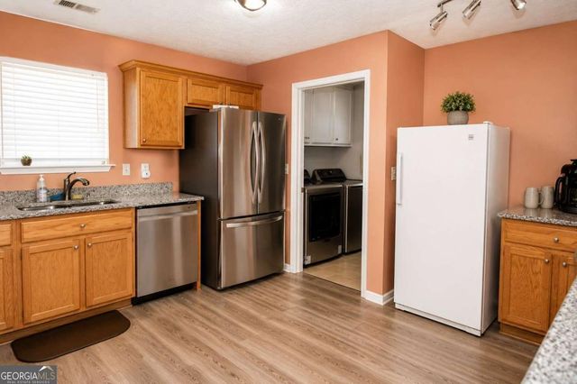 2523 Haynes Meadow Court, Grayson, GA 30017