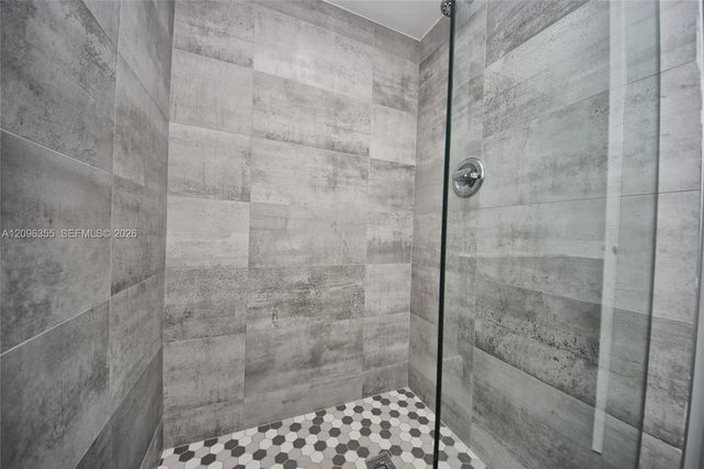 1660 NE 191st Street 309-1, Miami, FL 33179