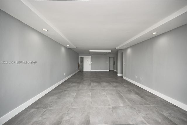 1660 NE 191st Street 309-1, Miami, FL 33179