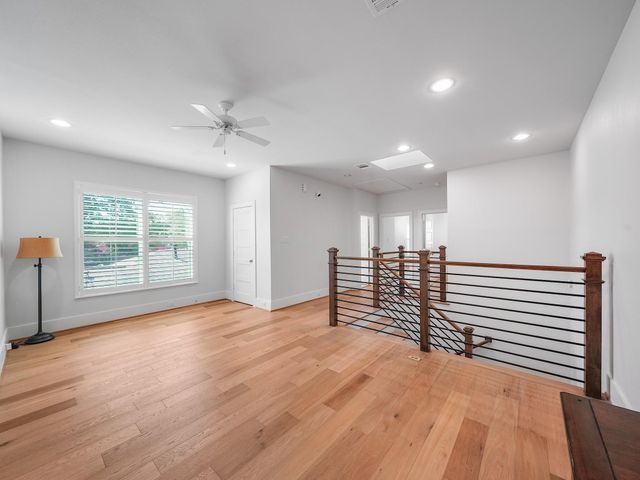 812 E 24th Street, Houston, TX 77009