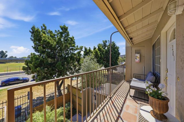 4775 Seminole Drive 201, San Diego, CA 92115