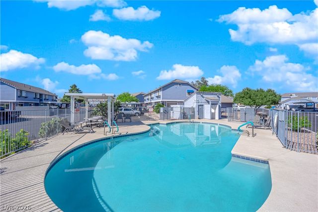 5340 Rod Court 102, Las Vegas, NV 89122