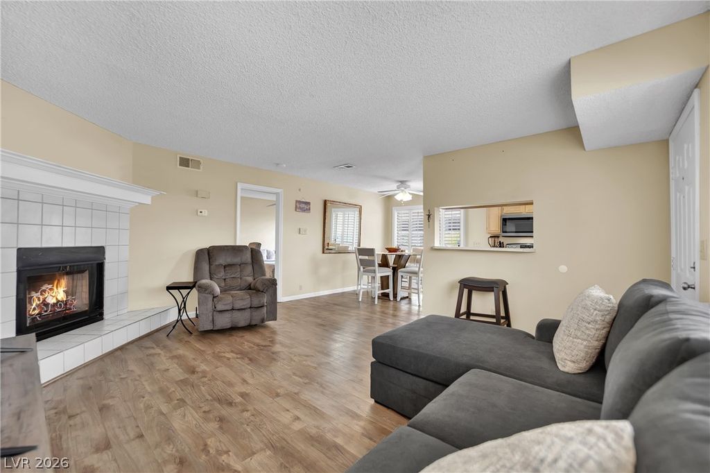 5340 Rod Court 102, Las Vegas, NV 89122