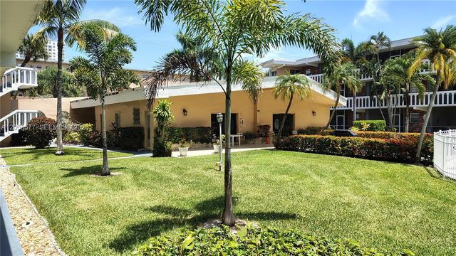 201 NE 14th Avenue 5C, Hallandale Beach, FL 33009
