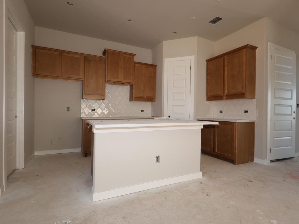 148 Norway Spruce ST, Dripping Springs, TX 78620