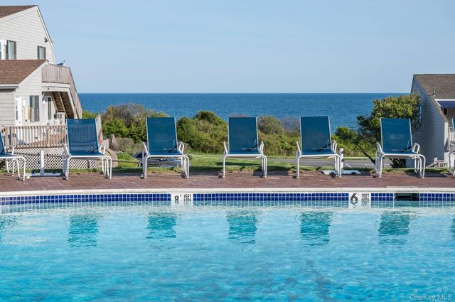 727 Old Montauk Highway 224, Montauk, NY 11954