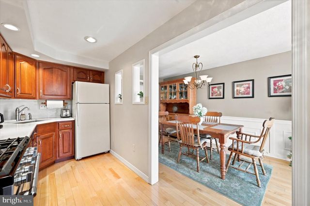 5220 GRAMERCY DR, Clifton Heights, PA 19018