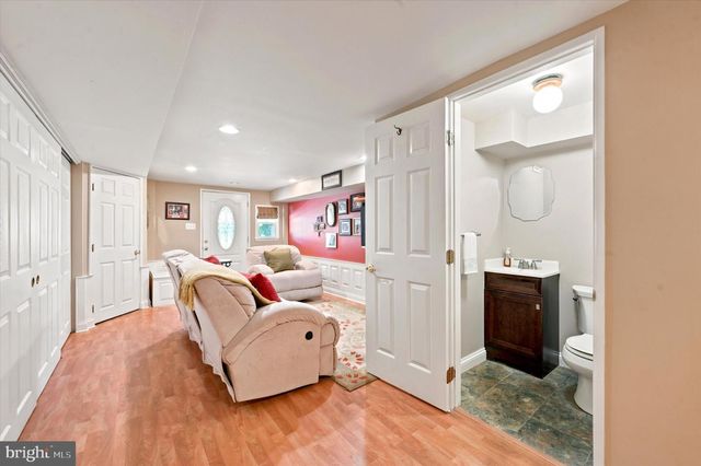 5220 GRAMERCY DR, Clifton Heights, PA 19018