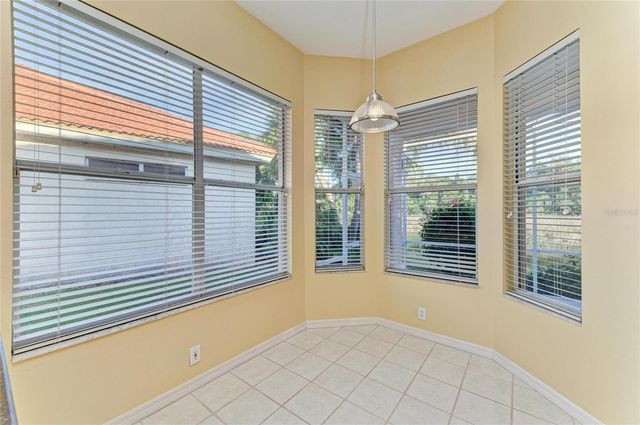 5098 HANGING MOSS LANE, Sarasota, FL 34238