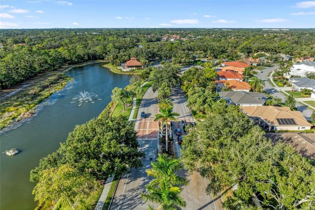 5098 HANGING MOSS LANE, Sarasota, FL 34238