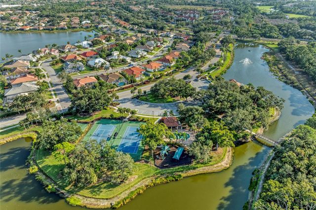 5098 HANGING MOSS LANE, Sarasota, FL 34238