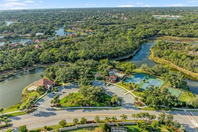 5098 HANGING MOSS LANE, Sarasota, FL 34238