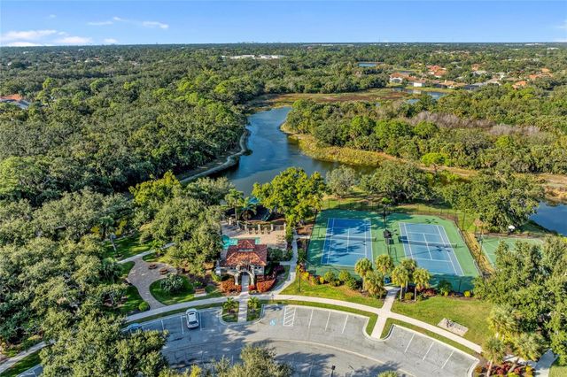 5098 HANGING MOSS LANE, Sarasota, FL 34238