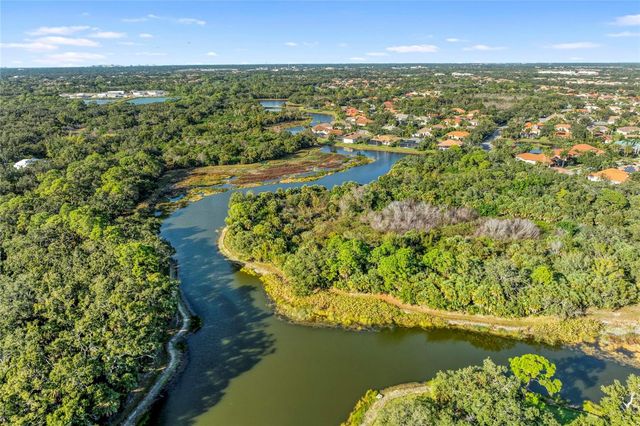 5098 HANGING MOSS LANE, Sarasota, FL 34238